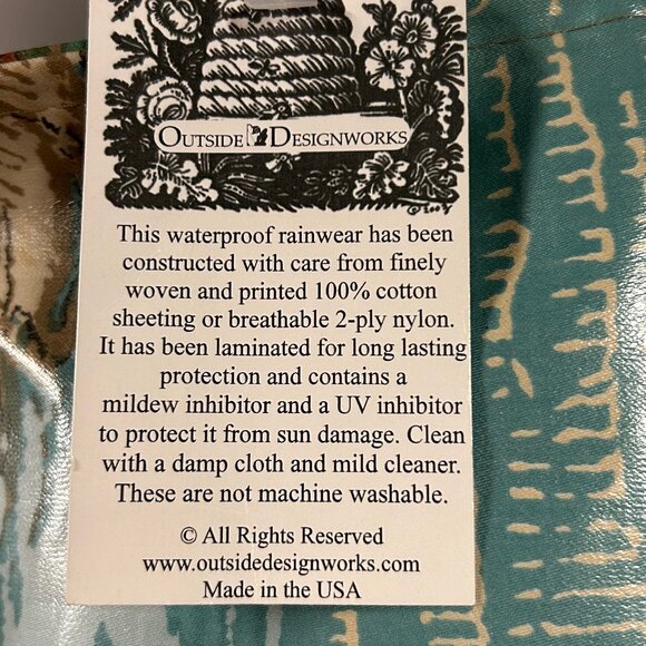 Waterproof, windproof, breathable all-weather zippered coat with hood - Picture 10 of 11